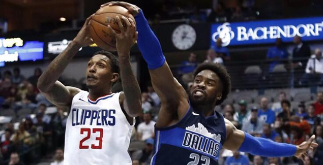 两场比赛各 两场比赛各